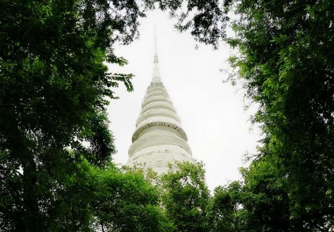 Day 3 Vietnam: Enjoy the Majestic Cruise today!