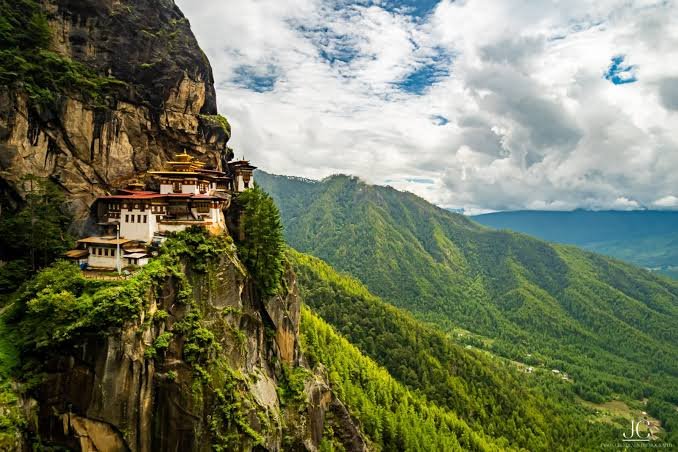 HIke To Tiger's Nest Monastery